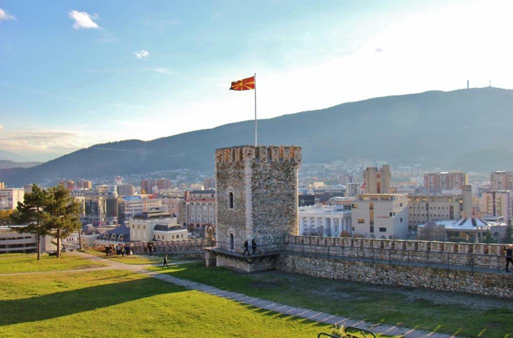 City Center Apartment Skopje Eksteriør bilde
